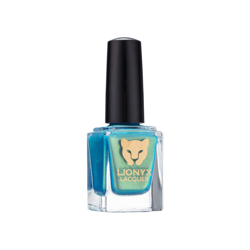Close-up of TROUBLE IN PARADISE by LIONYX Lacquer, a multichrome nail polish with aqua, gold, and seafoam color shifts.
